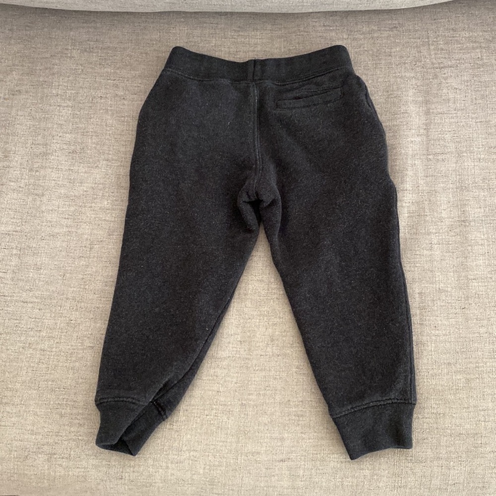 Polo by Ralph Lauren Dark Gray Joggers Toddler Boy Size 3/3T - Picture 2 of 6
